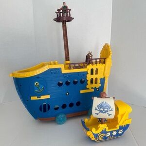 Fisher-Price Disney Jake and the Never Land Pirates Mighty Colossus Ship Boat